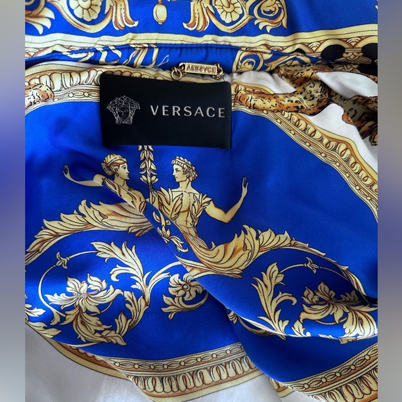 Versace Puffer - Picture 13 of 15